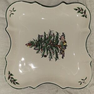 Spode Christmas Tree Serving Dish. 8". Excellent Condition